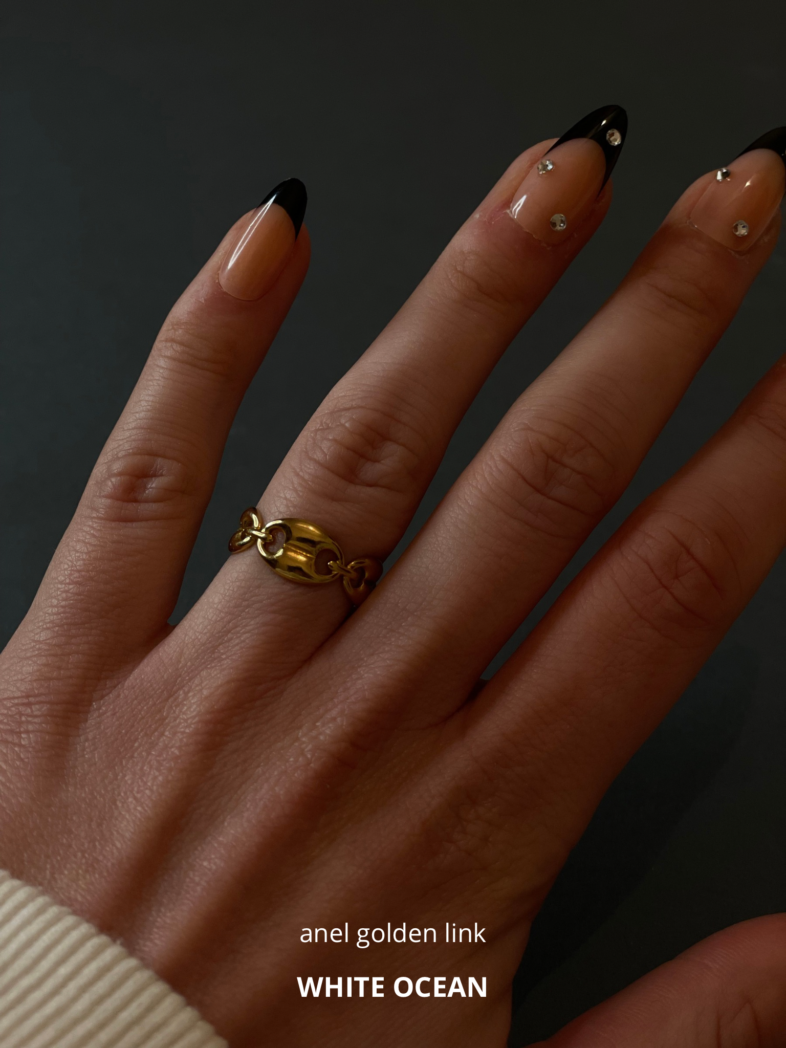Golden Link Ring